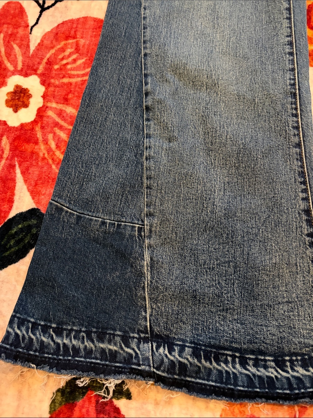 Pilcro Two-Tone Wide-Leg Denim Jeans - Blue - Picture 2 of 6
